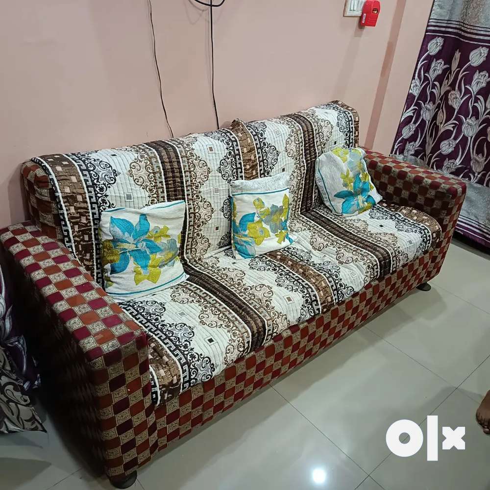 Used sofa for sale in Pudhu nagar