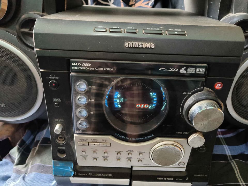 Samsung HI-FI Sound system and Bluetooth speaker