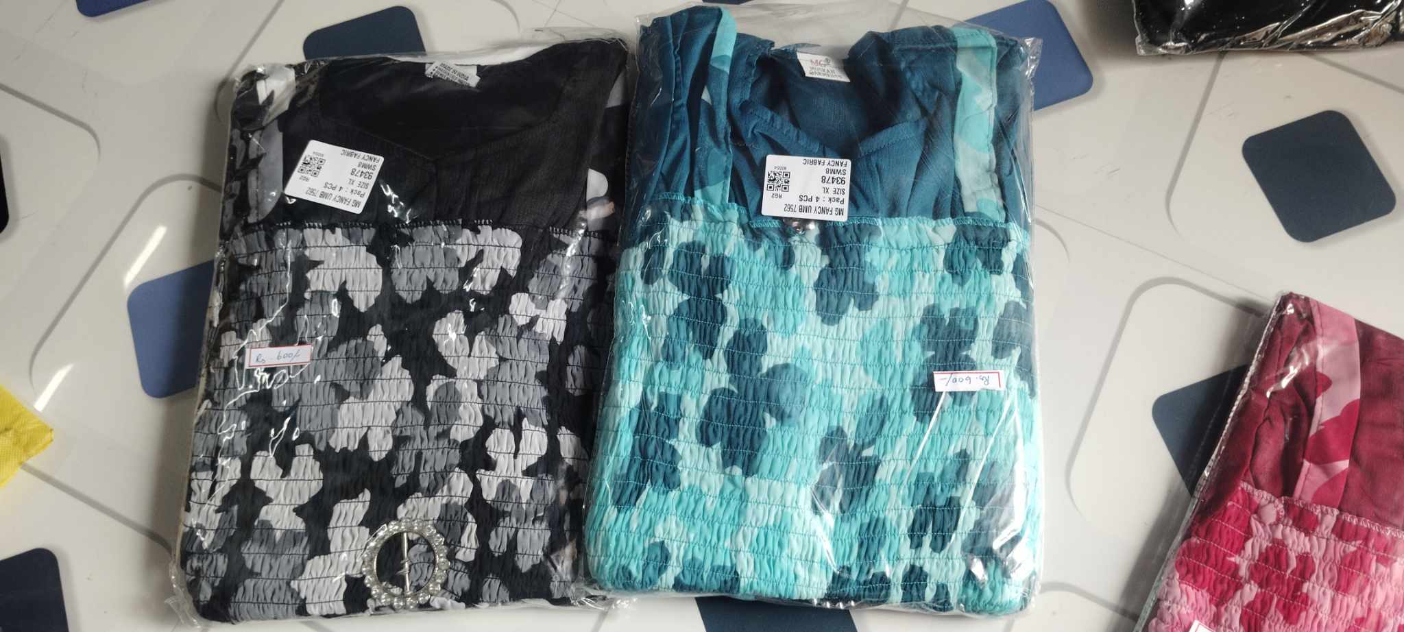 Attractive Top cote for women