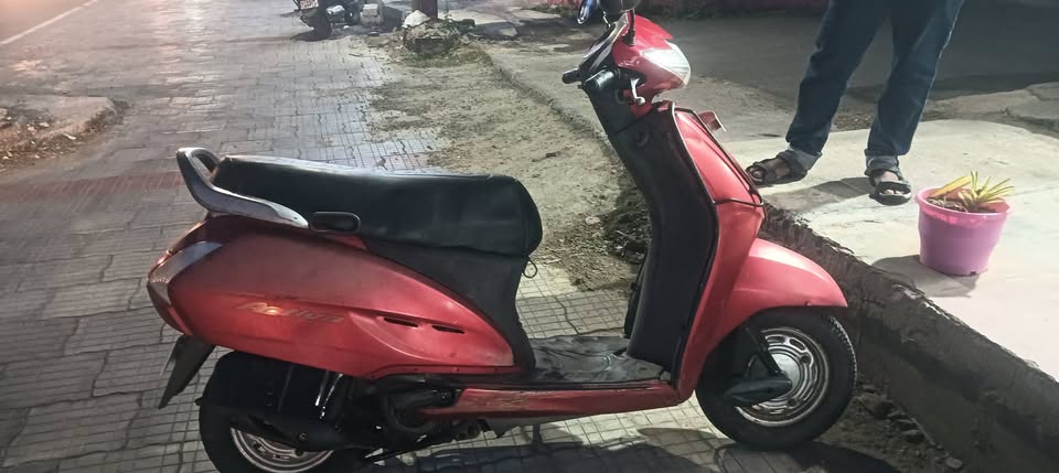 Honda activa 2012 model