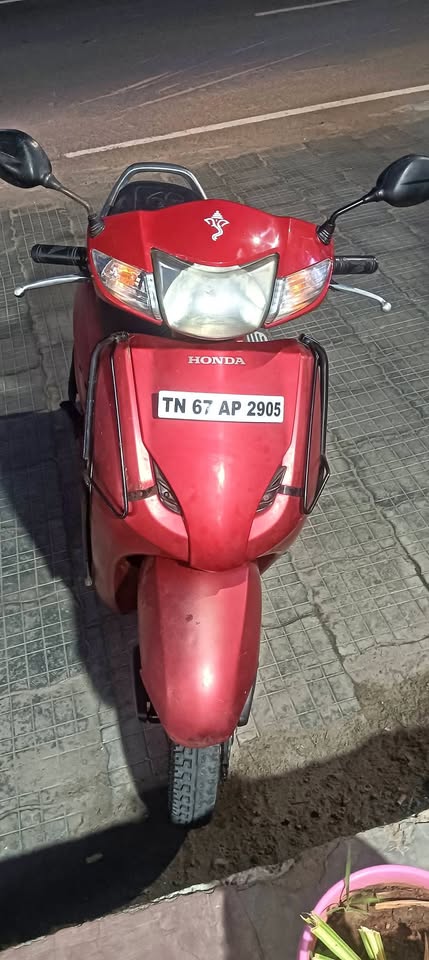 Honda activa 2012 model
