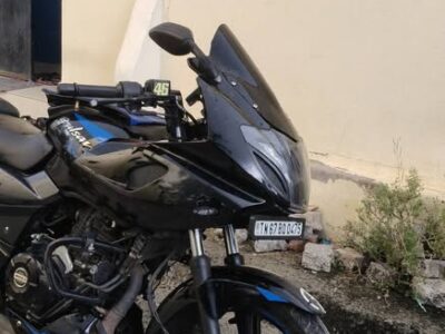 Pulsar 220 only 19000 km runing