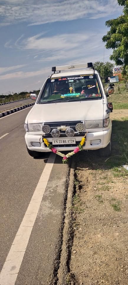 Chevrolet Tavera 2010 model for sale