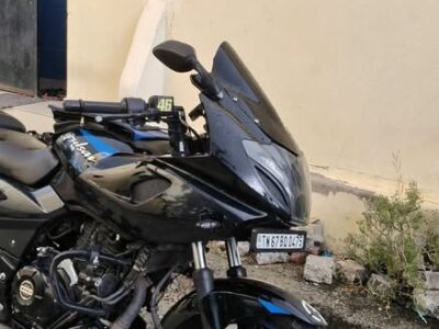 Pulsar 220 only 19000 km runing