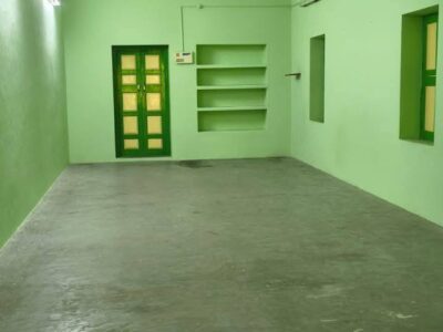 பெரியகருப்பன் ரோட்டில் காஸ் மண்டபம் எதிரில் முதல் தளம் வாடகைக்கு