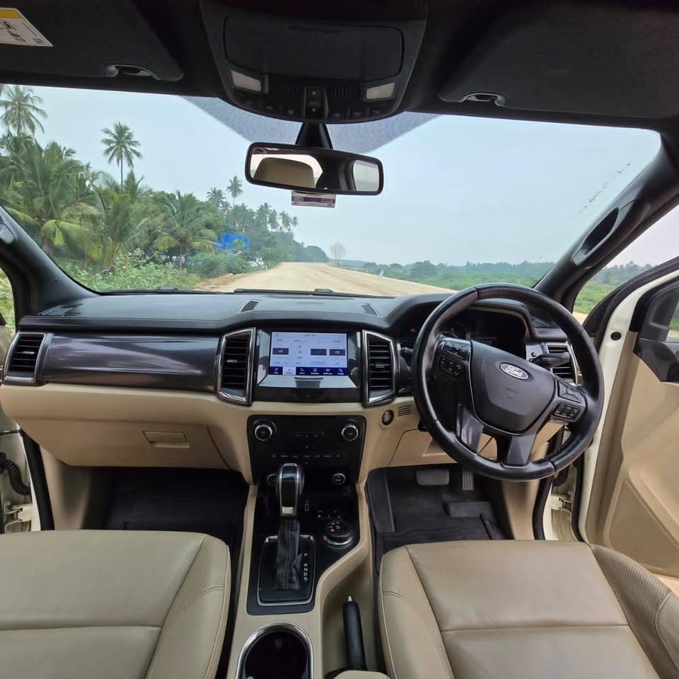 Ford endeavour 4WD AT