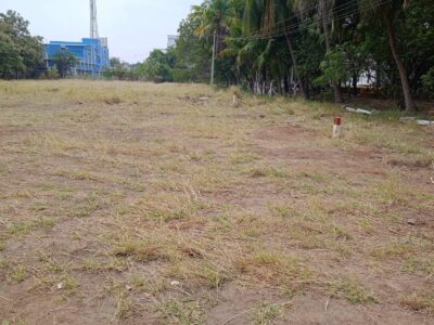 வேலாயுதம் சாலையில் நிலம் விற்பனைக்கு